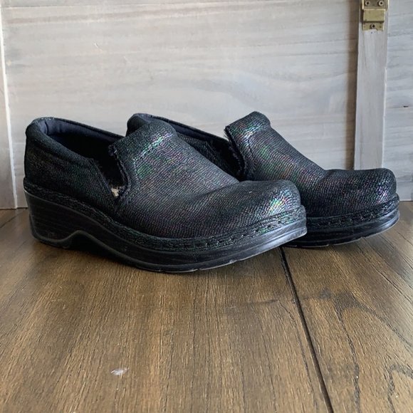 Klogs Shoes - Klogs Slip Resistant Metallic Nursing Clogs - 7.5M